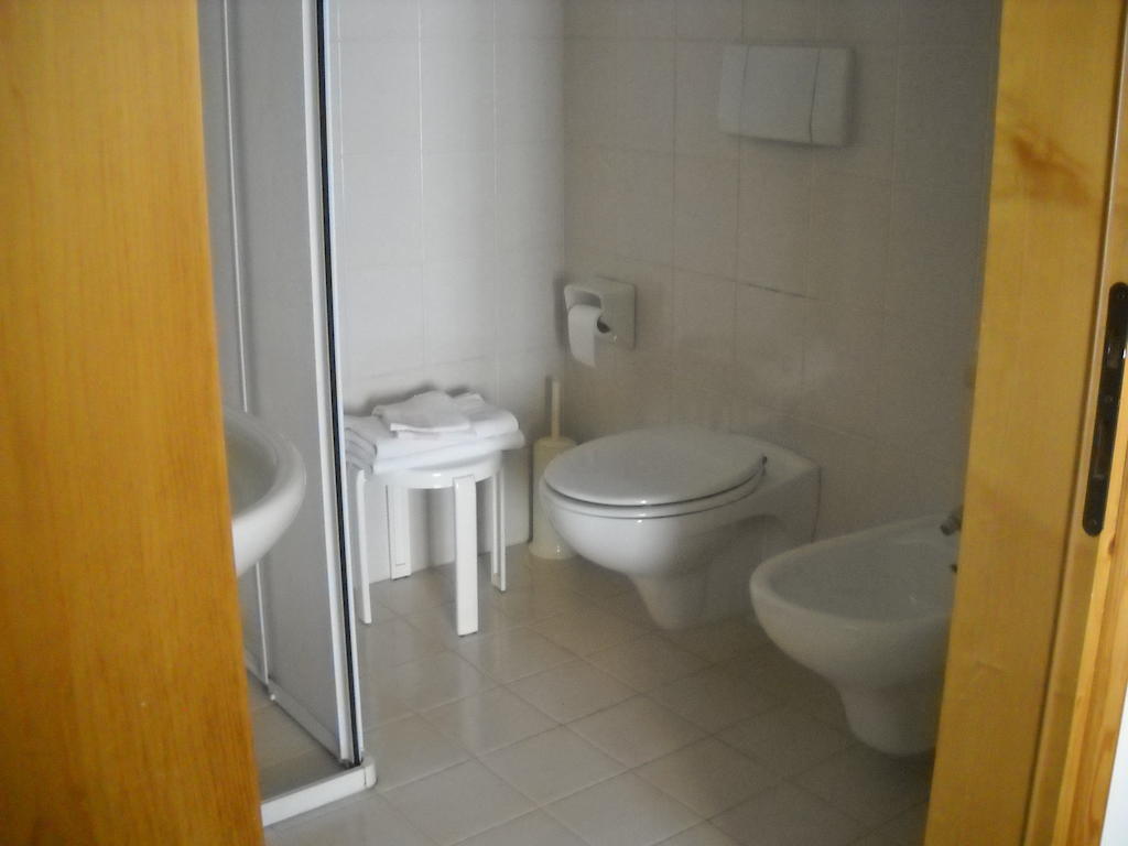 Albergo Chiara Alleghe Habitación foto